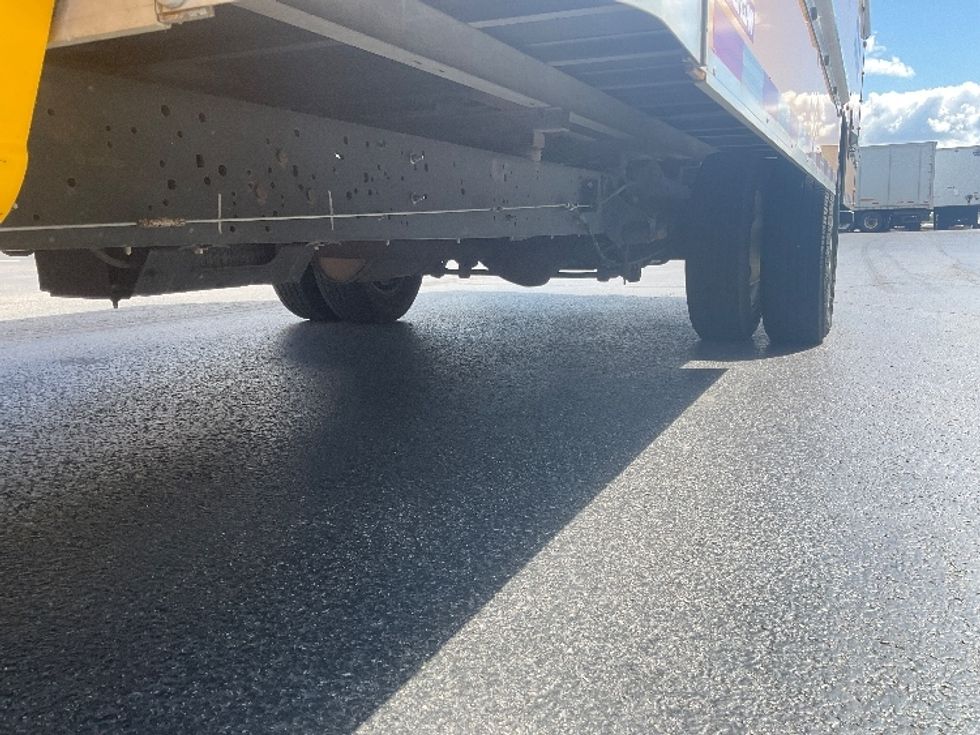 Light Duty Box Truck-Light and Medium Duty Trucks-Ford-2022-E350-Pittsburgh-PA-160,492\n\t\tmiles-$ 18,500 - Image 5