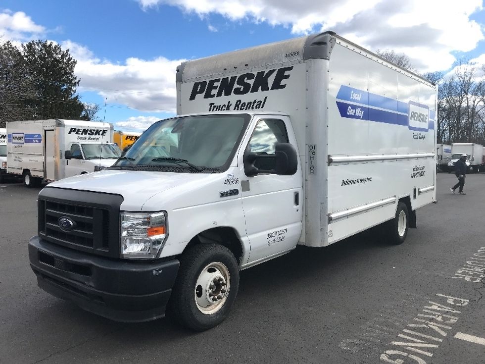 Light Duty Box Truck-Light and Medium Duty Trucks-Ford-2022-E350-Pittsburgh-PA-71,788\n\t\tmiles-$ 36,500 - Image 3