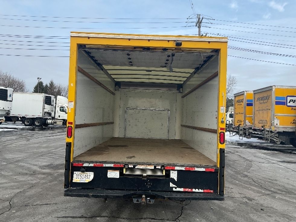 Light Duty Box Truck-Light and Medium Duty Trucks-Ford-2022-E350-Plymouth-MI-102,739\n\t\tmiles-$ 27,250 - Image 7