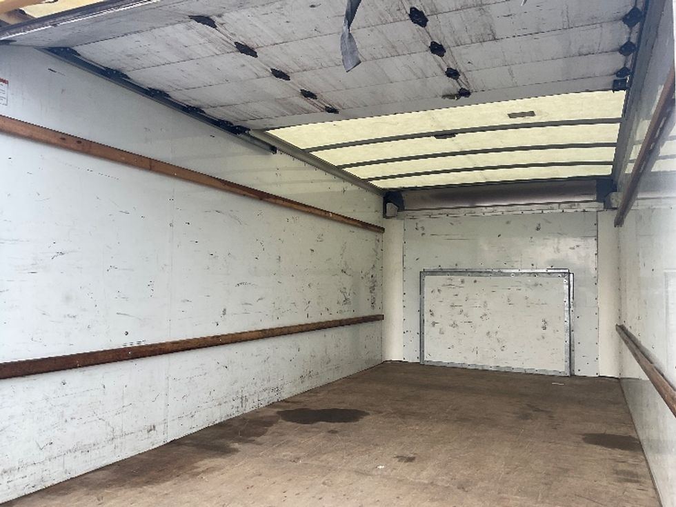 Light Duty Box Truck-Light and Medium Duty Trucks-Ford-2022-E350-Plymouth-MI-102,739\n\t\tmiles-$ 27,250 - Image 9