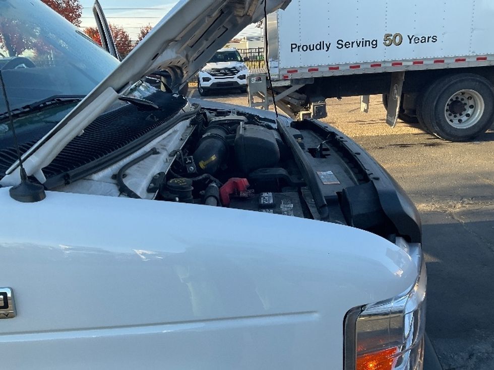 Light Duty Box Truck-Light and Medium Duty Trucks-Ford-2022-E350-Plymouth-MI-73,431\n\t\tmiles-$ 39,000 - Image 23