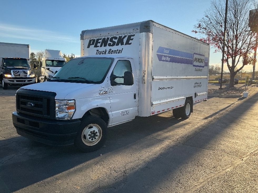 Light Duty Box Truck-Light and Medium Duty Trucks-Ford-2022-E350-Plymouth-MI-73,431\n\t\tmiles-$ 39,000 - Image 3