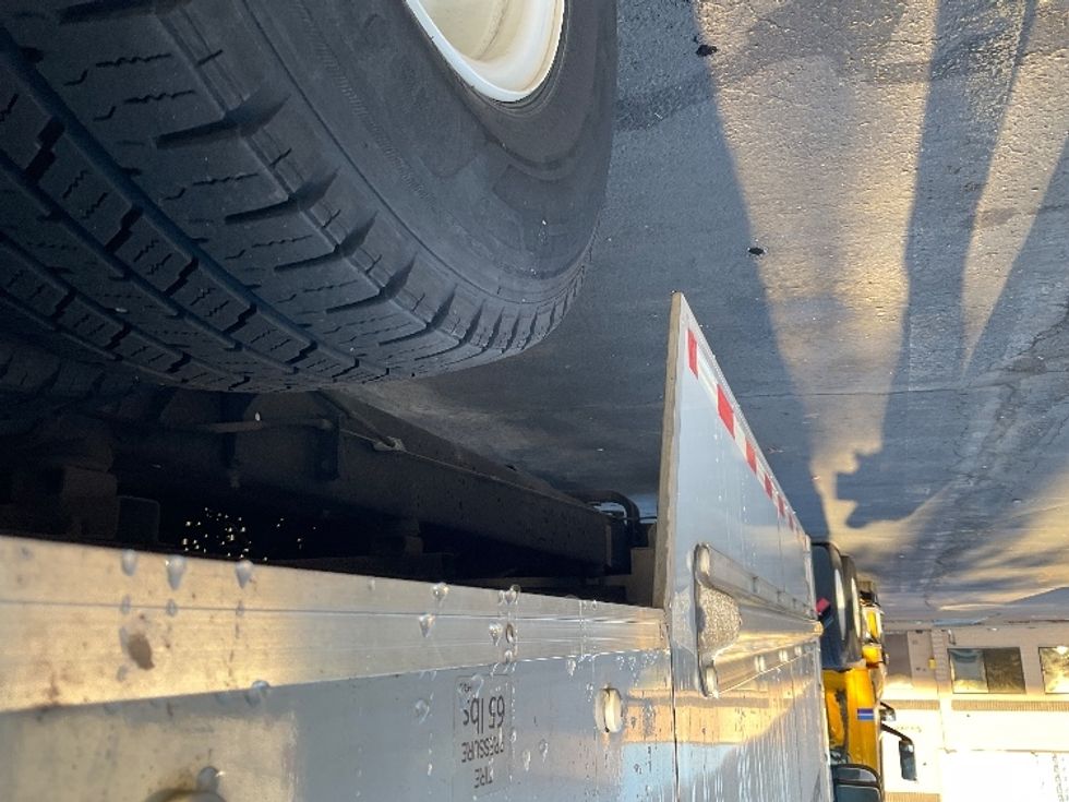 Light Duty Box Truck-Light and Medium Duty Trucks-Ford-2022-E350-Plymouth-MI-73,431\n\t\tmiles-$ 39,000 - Image 5