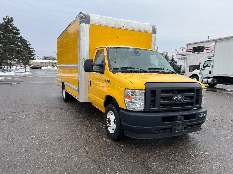 Light Duty Box Truck-Light and Medium Duty Trucks-Ford-2022-E350-Plymouth-MI-93,820\n\t\tmiles-$ 28,250 - Image 1