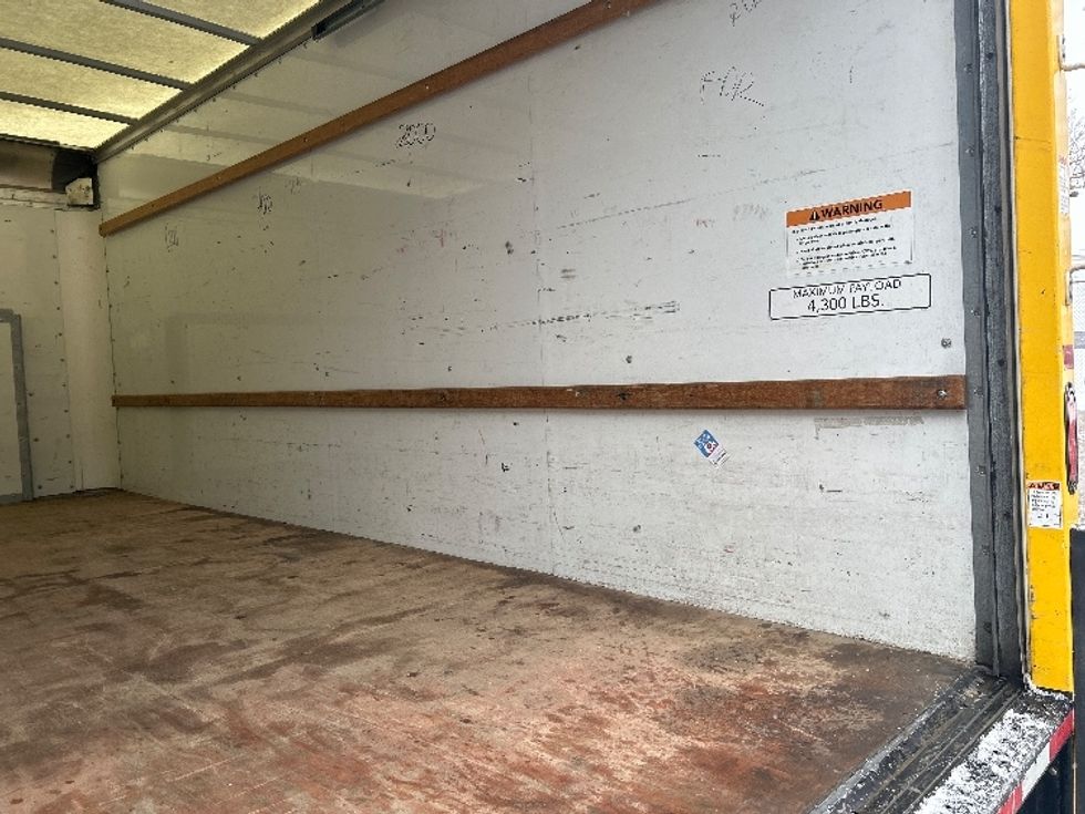 Light Duty Box Truck-Light and Medium Duty Trucks-Ford-2022-E350-Plymouth-MI-93,820\n\t\tmiles-$ 28,250 - Image 12