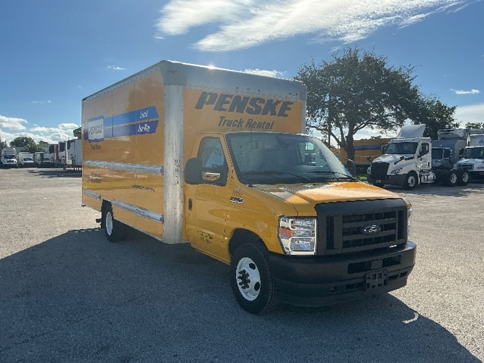 Light Duty Box Truck-Light and Medium Duty Trucks-Ford-2022-E350-Pompano Beach-FL-106,018\n\t\tmiles-$ 27,000 - Image 1
