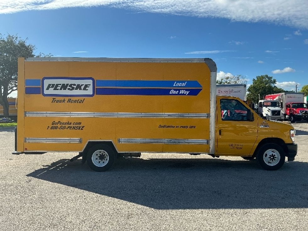 Light Duty Box Truck-Light and Medium Duty Trucks-Ford-2022-E350-Pompano Beach-FL-106,018\n\t\tmiles-$ 27,000 - Image 14