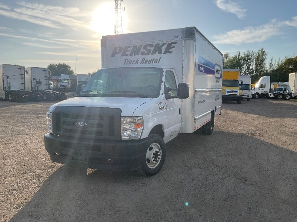 Light Duty Box Truck-Light and Medium Duty Trucks-Ford-2022-E350-Pompano Beach-FL-63,577\n\t\tmiles-$ 37,500 - Image 3