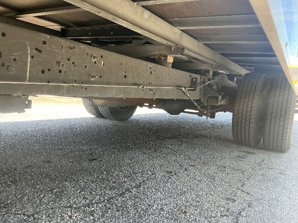 Light Duty Box Truck-Light and Medium Duty Trucks-Ford-2022-E350-Pompano Beach-FL-96,799\n\t\tmiles-$ 32,750 - Image 5