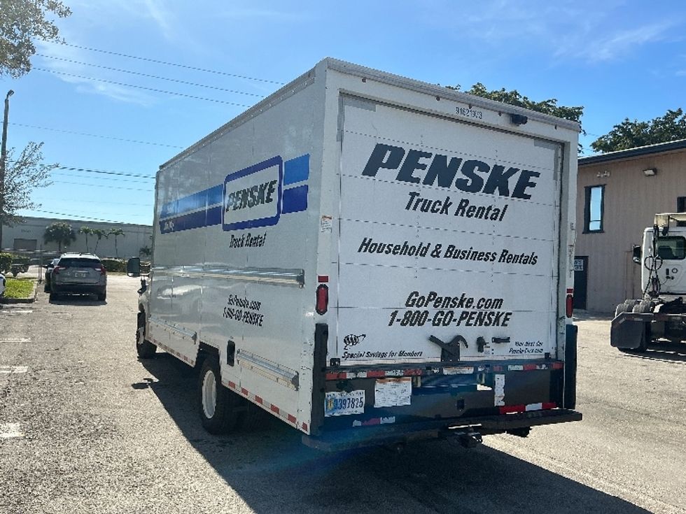 Light Duty Box Truck-Light and Medium Duty Trucks-Ford-2022-E350-Pompano Beach-FL-96,799\n\t\tmiles-$ 32,750 - Image 6