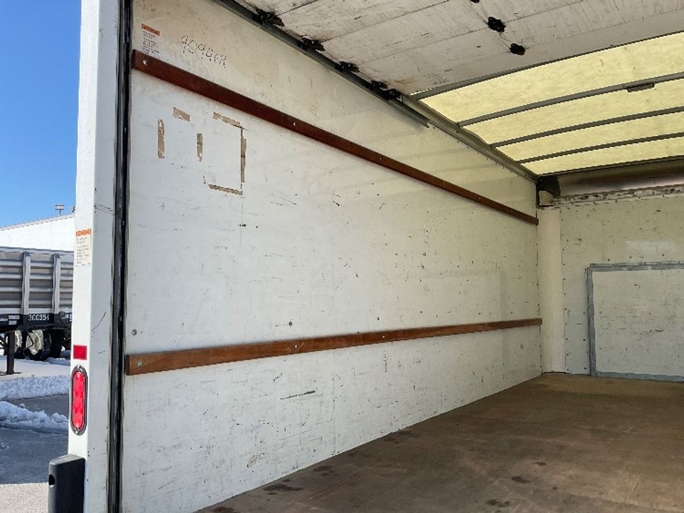 Light Duty Box Truck-Light and Medium Duty Trucks-Ford-2022-E350-Poplar Bluff-MO-107,405\n\t\tmiles-$ 29,250 - Image 10