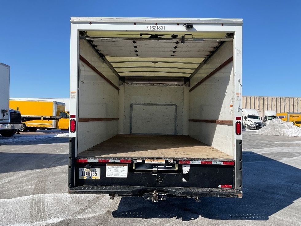 Light Duty Box Truck-Light and Medium Duty Trucks-Ford-2022-E350-Poplar Bluff-MO-107,405\n\t\tmiles-$ 29,250 - Image 8