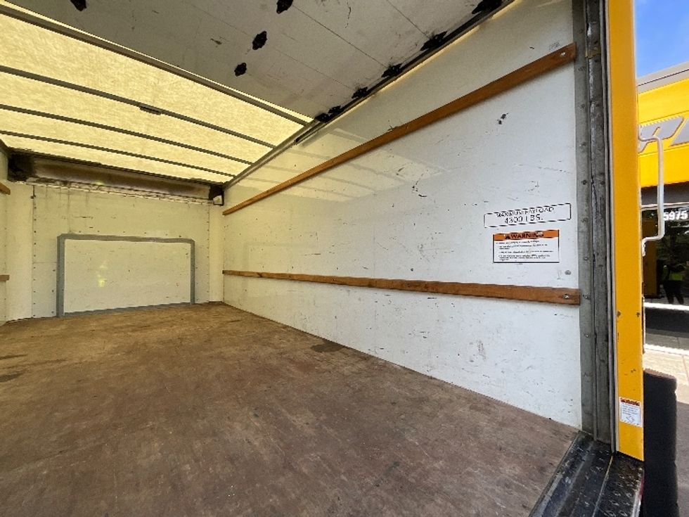 Light Duty Box Truck-Light and Medium Duty Trucks-Ford-2022-E350-Portland-OR-113,045\n\t\tmiles-$ 24,750 - Image 11