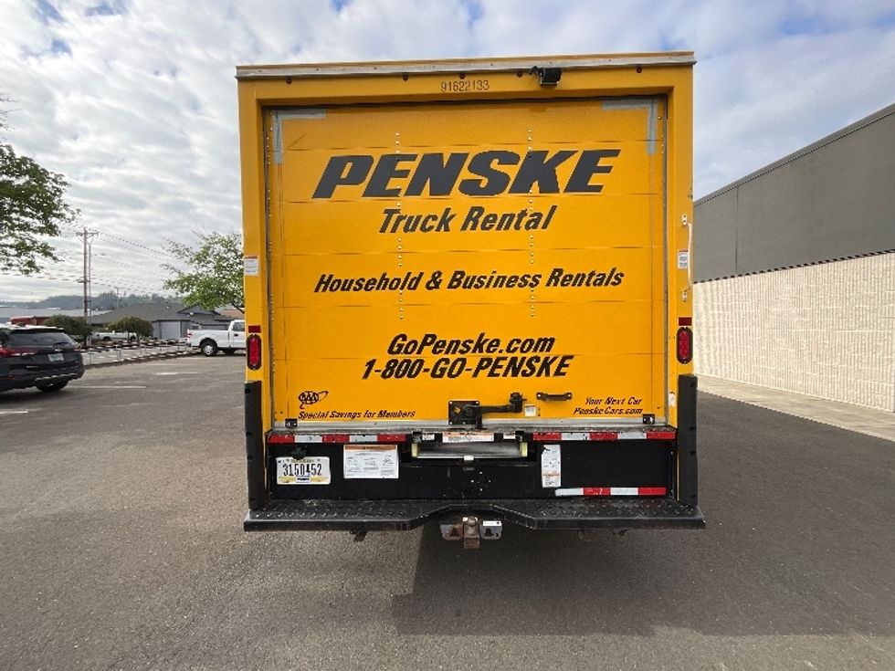 Light Duty Box Truck-Light and Medium Duty Trucks-Ford-2022-E350-Portland-OR-113,045\n\t\tmiles-$ 24,750 - Image 7