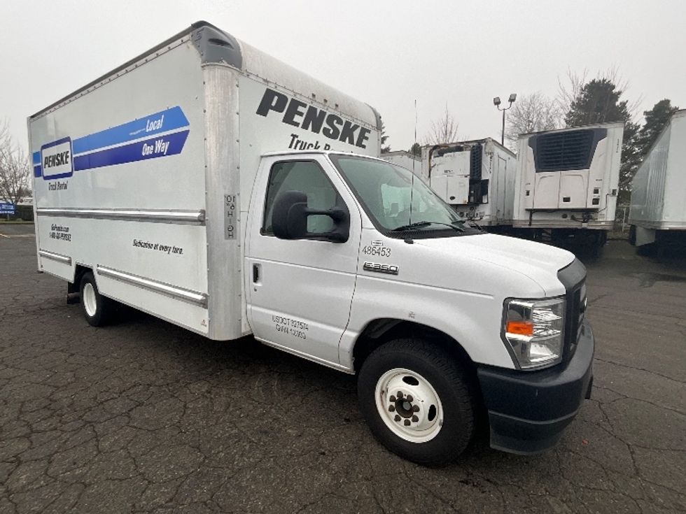 Light Duty Box Truck-Light and Medium Duty Trucks-Ford-2022-E350-Portland-OR-72,372\n\t\tmiles-$ 43,000 - Image 1