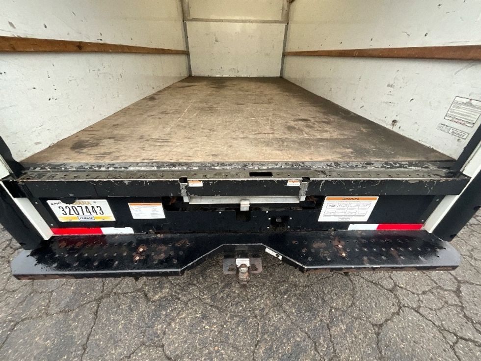 Light Duty Box Truck-Light and Medium Duty Trucks-Ford-2022-E350-Portland-OR-72,372\n\t\tmiles-$ 43,000 - Image 10