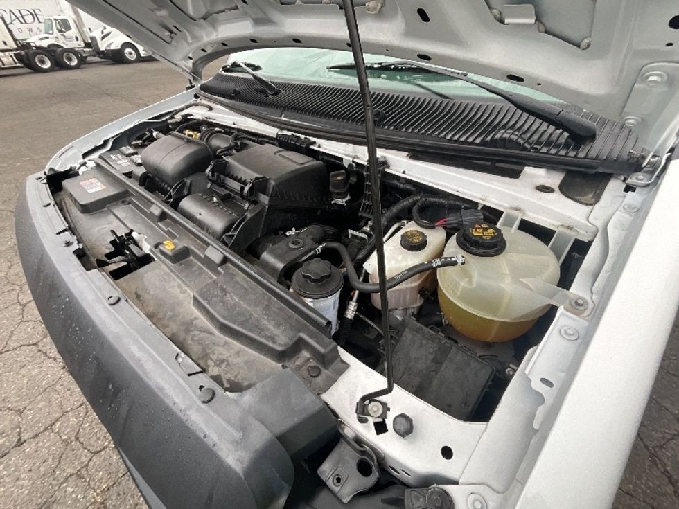 Light Duty Box Truck-Light and Medium Duty Trucks-Ford-2022-E350-Portland-OR-72,372\n\t\tmiles-$ 43,000 - Image 24