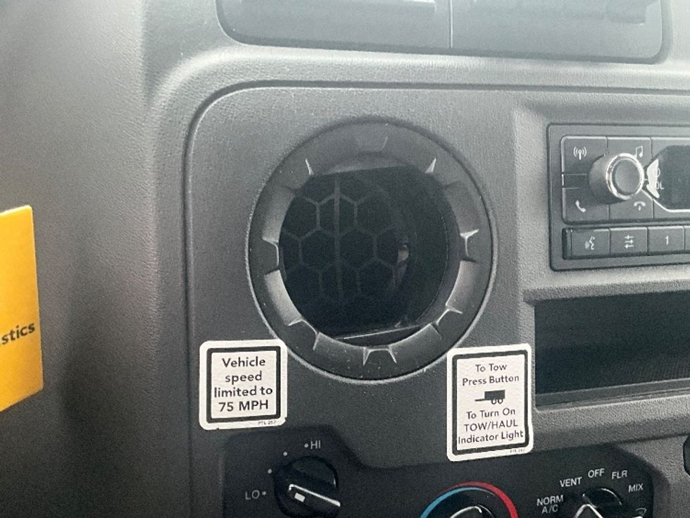 Light Duty Box Truck-Light and Medium Duty Trucks-Ford-2022-E350-Portland-OR-72,372\n\t\tmiles-$ 43,000 - Image 27