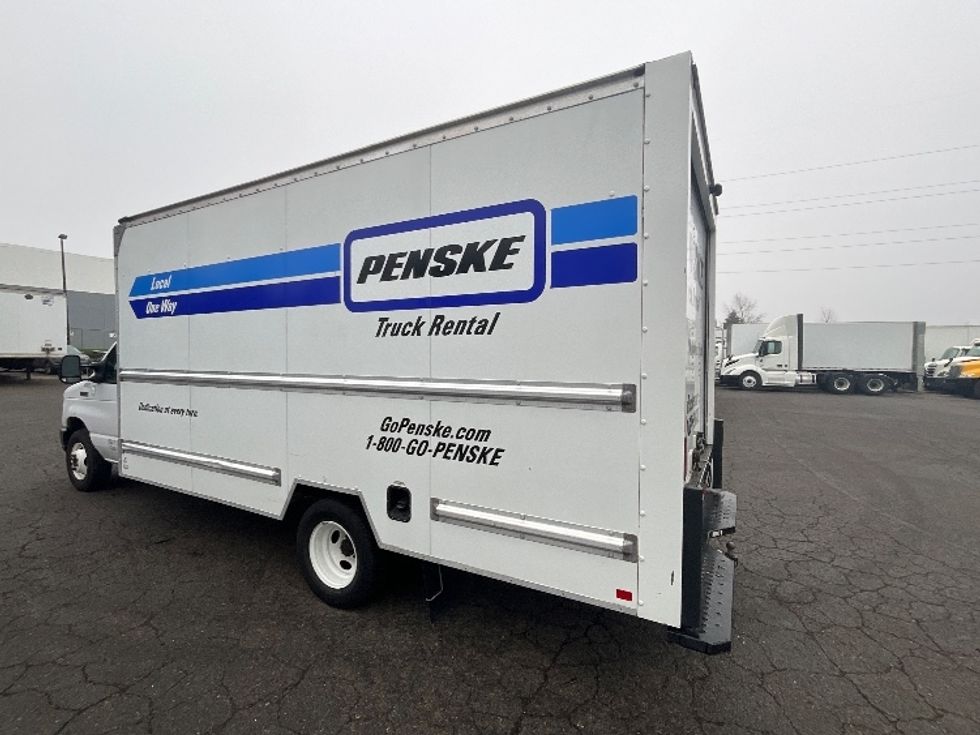 Light Duty Box Truck-Light and Medium Duty Trucks-Ford-2022-E350-Portland-OR-72,372\n\t\tmiles-$ 43,000 - Image 6