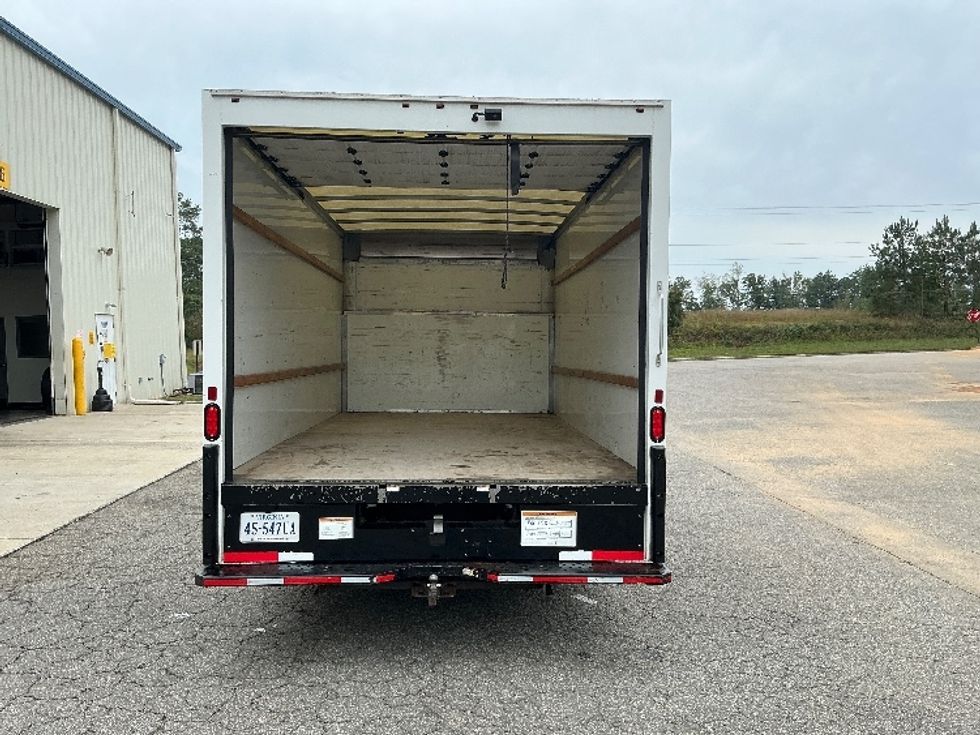 Light Duty Box Truck-Light and Medium Duty Trucks-Ford-2022-E350-Prince George-VA-110,237\n\t\tmiles-$ 30,250 - Image 8