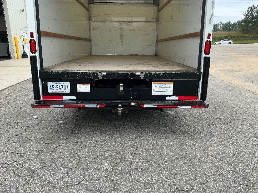 Light Duty Box Truck-Light and Medium Duty Trucks-Ford-2022-E350-Prince George-VA-110,237\n\t\tmiles-$ 30,250 - Image 9