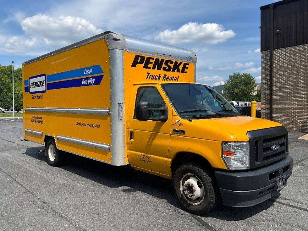 Light Duty Box Truck-Light and Medium Duty Trucks-Ford-2022-E350-Reading-PA-130,133\n\t\tmiles-$ 22,750 - Image 1