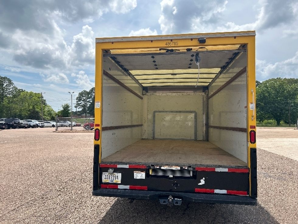 Light Duty Box Truck-Light and Medium Duty Trucks-Ford-2022-E350-Richland-MS-119,762\n\t\tmiles-$ 24,750 - Image 7