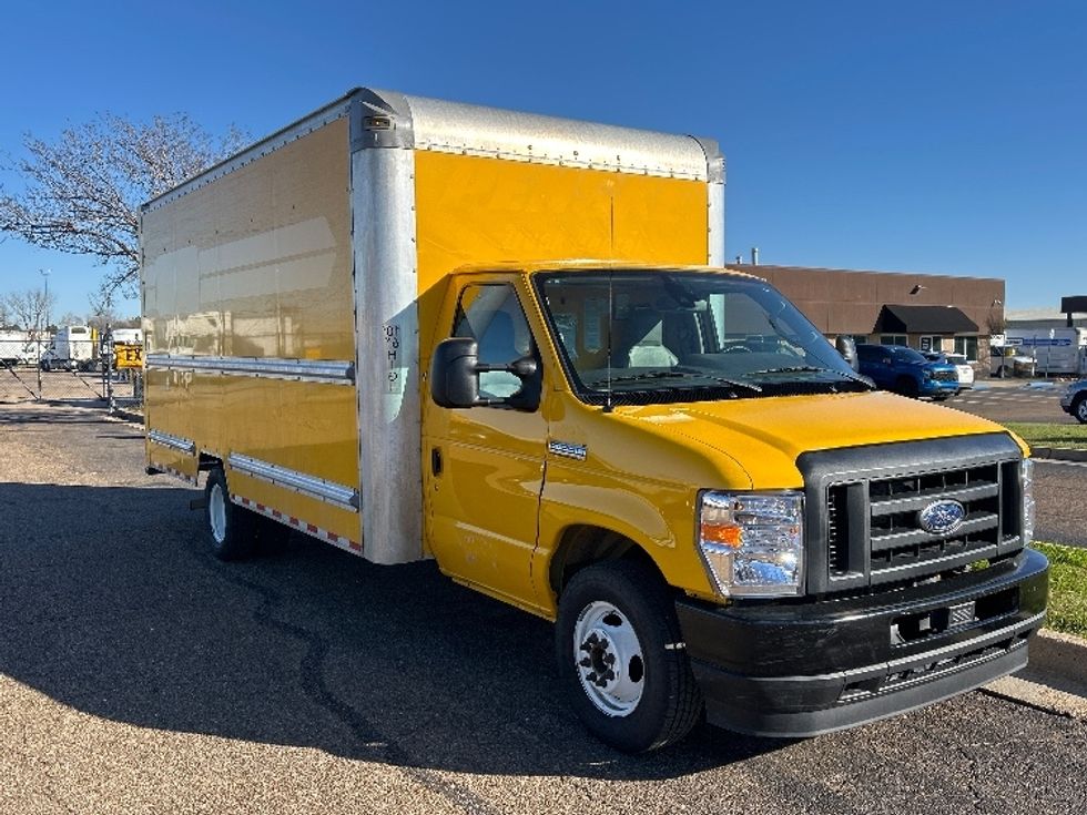 Light Duty Box Truck-Light and Medium Duty Trucks-Ford-2022-E350-Richland-MS-93,650\n\t\tmiles-$ 28,500 - Image 1