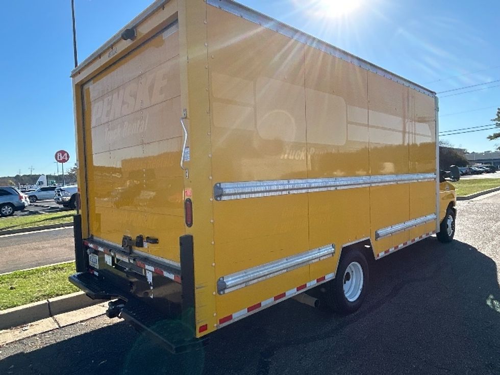 Light Duty Box Truck-Light and Medium Duty Trucks-Ford-2022-E350-Richland-MS-93,650\n\t\tmiles-$ 28,500 - Image 13