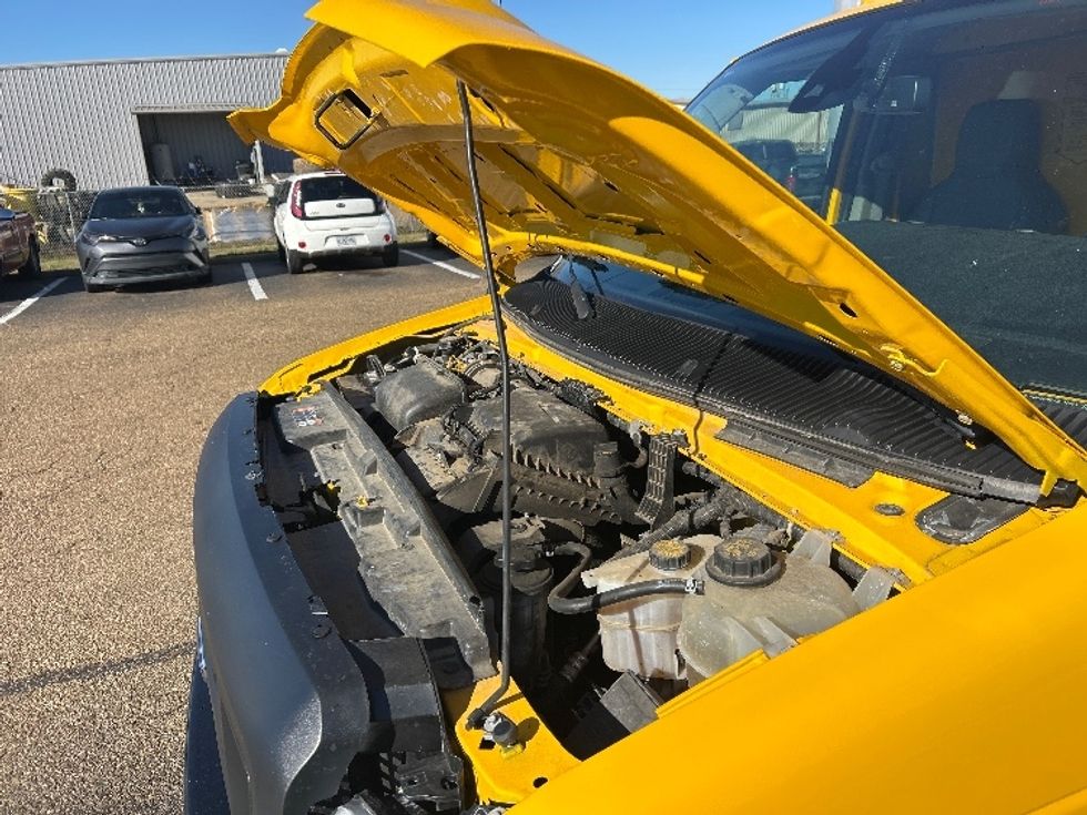 Light Duty Box Truck-Light and Medium Duty Trucks-Ford-2022-E350-Richland-MS-93,650\n\t\tmiles-$ 28,500 - Image 24