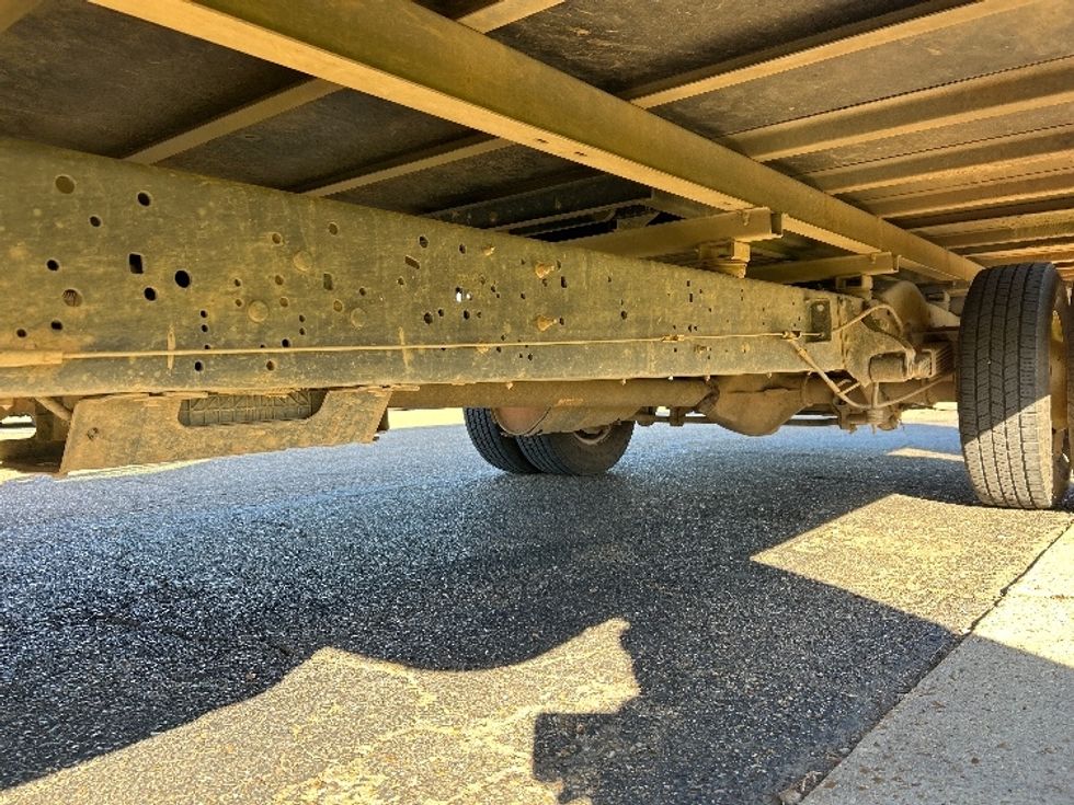 Light Duty Box Truck-Light and Medium Duty Trucks-Ford-2022-E350-Richland-MS-93,650\n\t\tmiles-$ 28,500 - Image 5