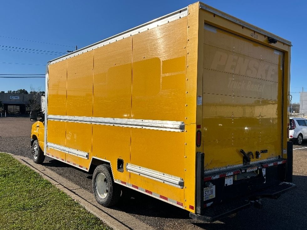 Light Duty Box Truck-Light and Medium Duty Trucks-Ford-2022-E350-Richland-MS-93,650\n\t\tmiles-$ 28,500 - Image 6