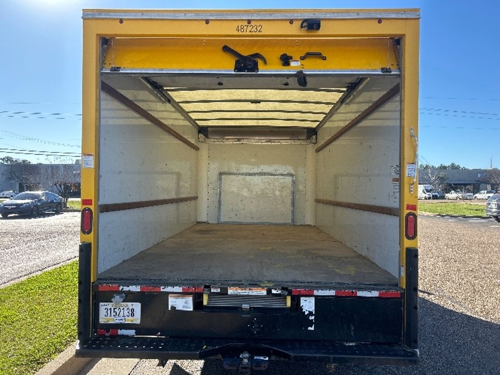 Light Duty Box Truck-Light and Medium Duty Trucks-Ford-2022-E350-Richland-MS-93,650\n\t\tmiles-$ 28,500 - Image 8