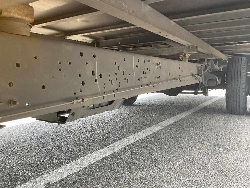 Light Duty Box Truck-Light and Medium Duty Trucks-Ford-2022-E350-Richmond-VA-120,203\n\t\tmiles-$ 30,250 - Image 5