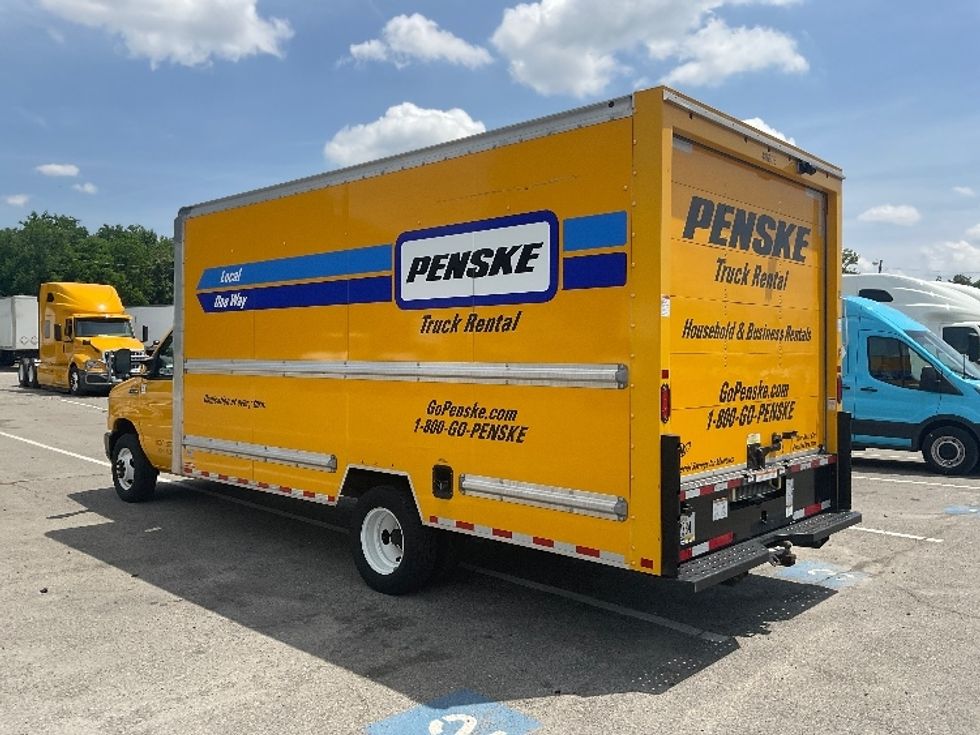 Light Duty Box Truck-Light and Medium Duty Trucks-Ford-2022-E350-Richmond-VA-120,203\n\t\tmiles-$ 30,250 - Image 6