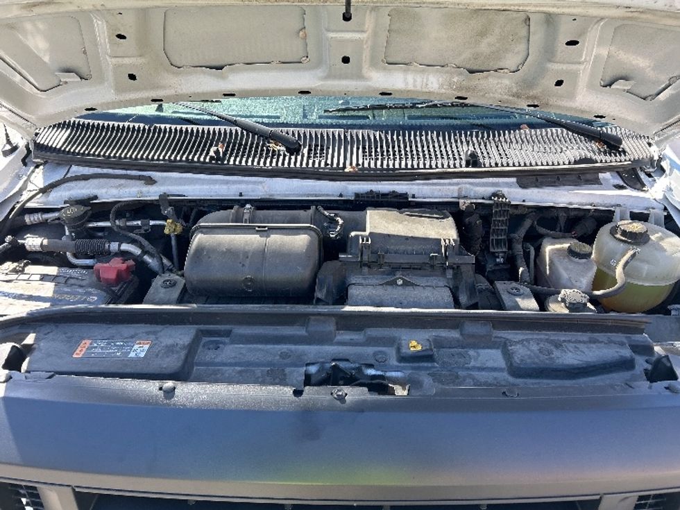 Light Duty Box Truck-Light and Medium Duty Trucks-Ford-2022-E350-Riviera Beach-FL-69,571\n\t\tmiles-$ 38,750 - Image 20