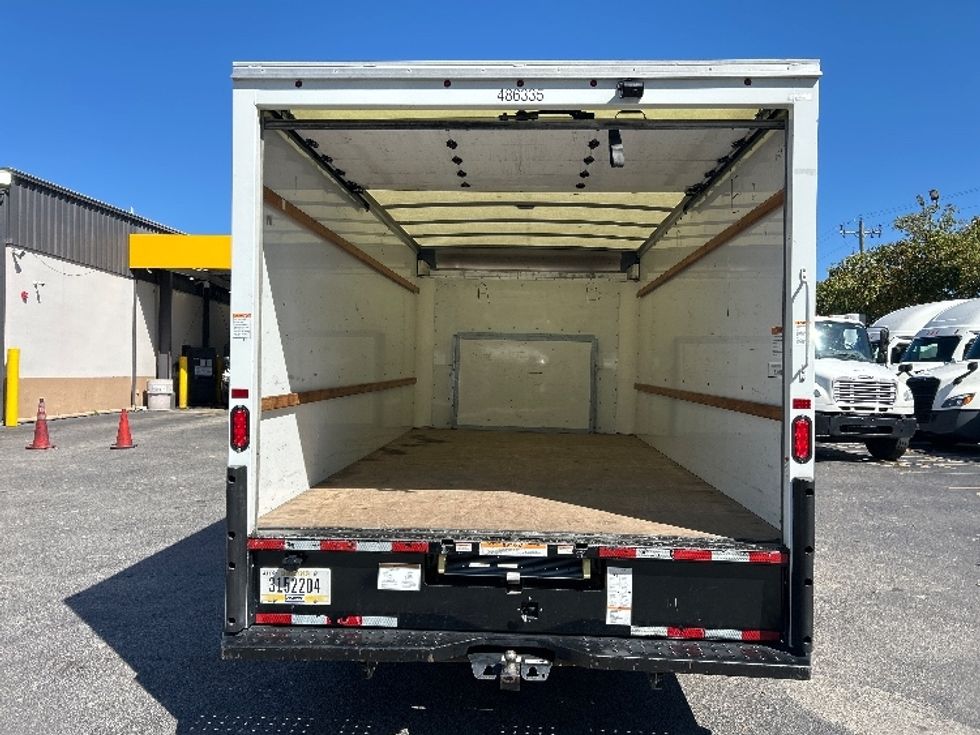 Light Duty Box Truck-Light and Medium Duty Trucks-Ford-2022-E350-Riviera Beach-FL-69,571\n\t\tmiles-$ 38,750 - Image 7