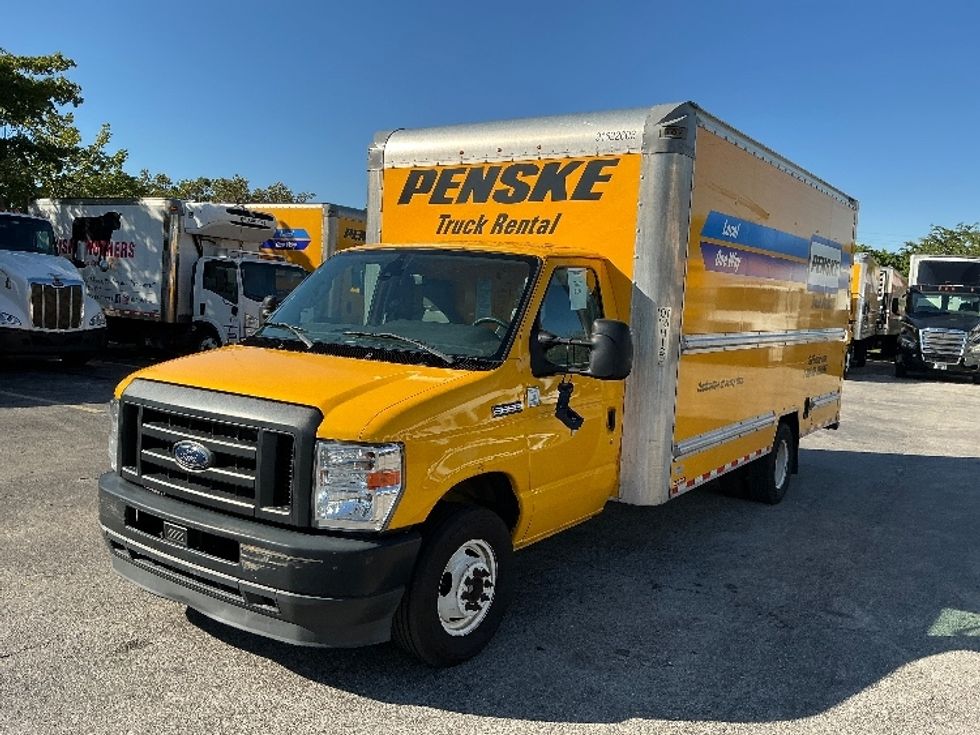 Light Duty Box Truck-Light and Medium Duty Trucks-Ford-2022-E350-Riviera Beach-FL-88,744\n\t\tmiles-$ 30,500 - Image 3