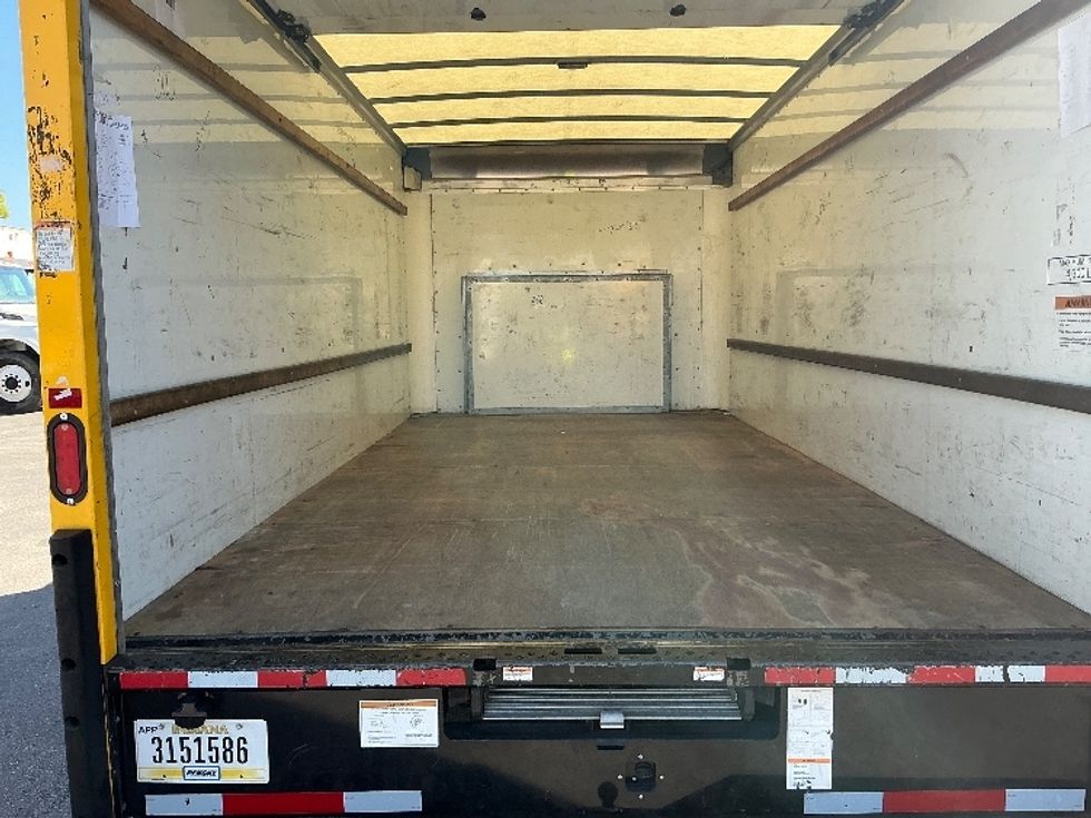 Light Duty Box Truck-Light and Medium Duty Trucks-Ford-2022-E350-Riviera Beach-FL-88,744\n\t\tmiles-$ 30,500 - Image 9