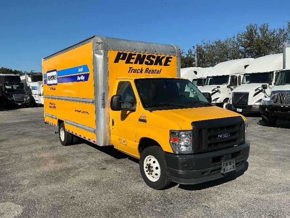 Light Duty Box Truck-Light and Medium Duty Trucks-Ford-2022-E350-Riviera Beach-FL-89,038\n\t\tmiles-$ 30,500 - Image 1