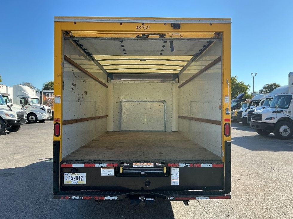 Light Duty Box Truck-Light and Medium Duty Trucks-Ford-2022-E350-Riviera Beach-FL-89,038\n\t\tmiles-$ 30,500 - Image 7