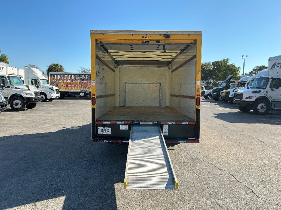 Light Duty Box Truck-Light and Medium Duty Trucks-Ford-2022-E350-Riviera Beach-FL-89,038\n\t\tmiles-$ 30,500 - Image 8