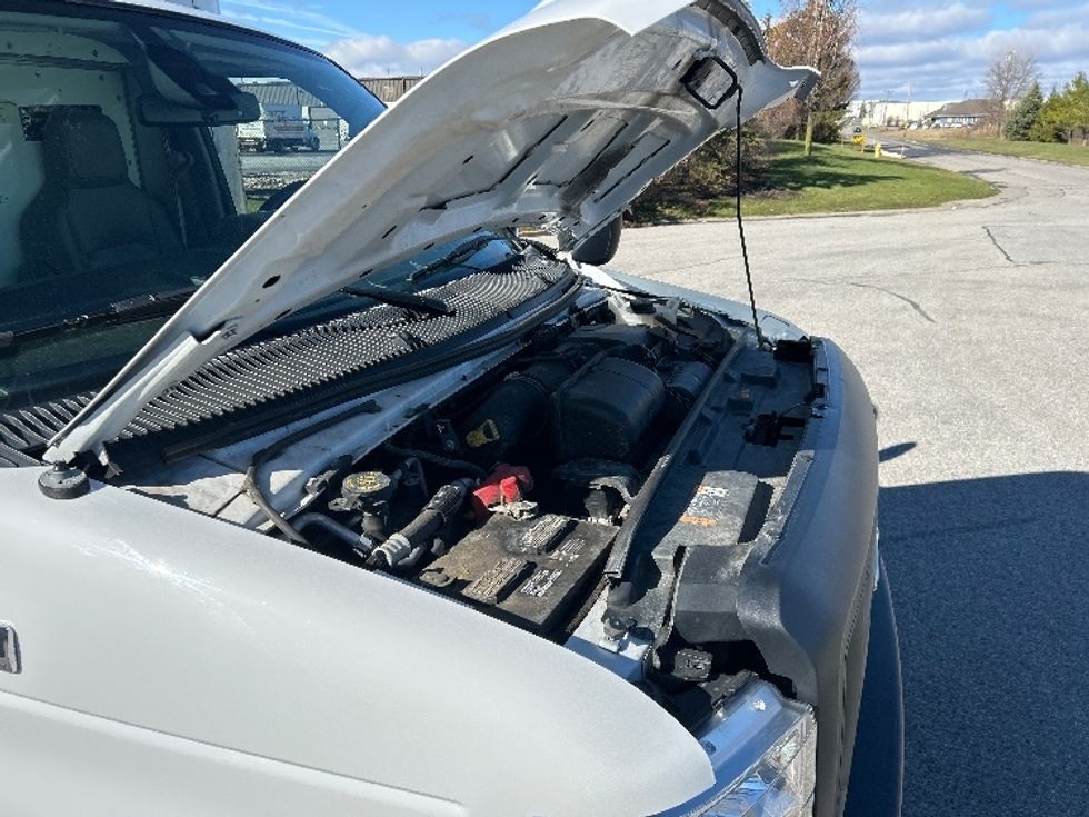 Light Duty Box Truck-Light and Medium Duty Trucks-Ford-2022-E350-Rochester-NY-116,896\n\t\tmiles-$ 27,250 - Image 21