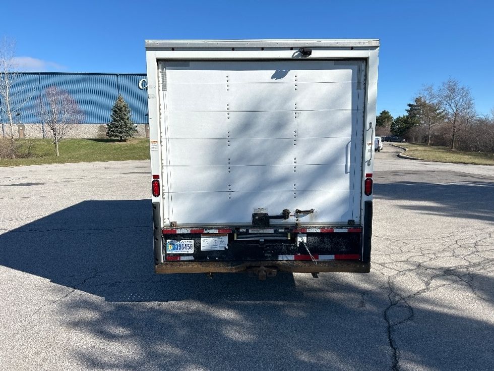 Light Duty Box Truck-Light and Medium Duty Trucks-Ford-2022-E350-Rochester-NY-116,896\n\t\tmiles-$ 27,250 - Image 6