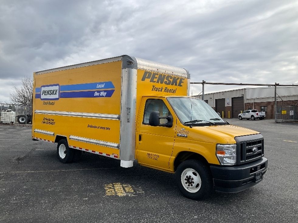 Light Duty Box Truck-Light and Medium Duty Trucks-Ford-2022-E350-Rochester-NY-75,884\n\t\tmiles-$ 30,250 - Image 1