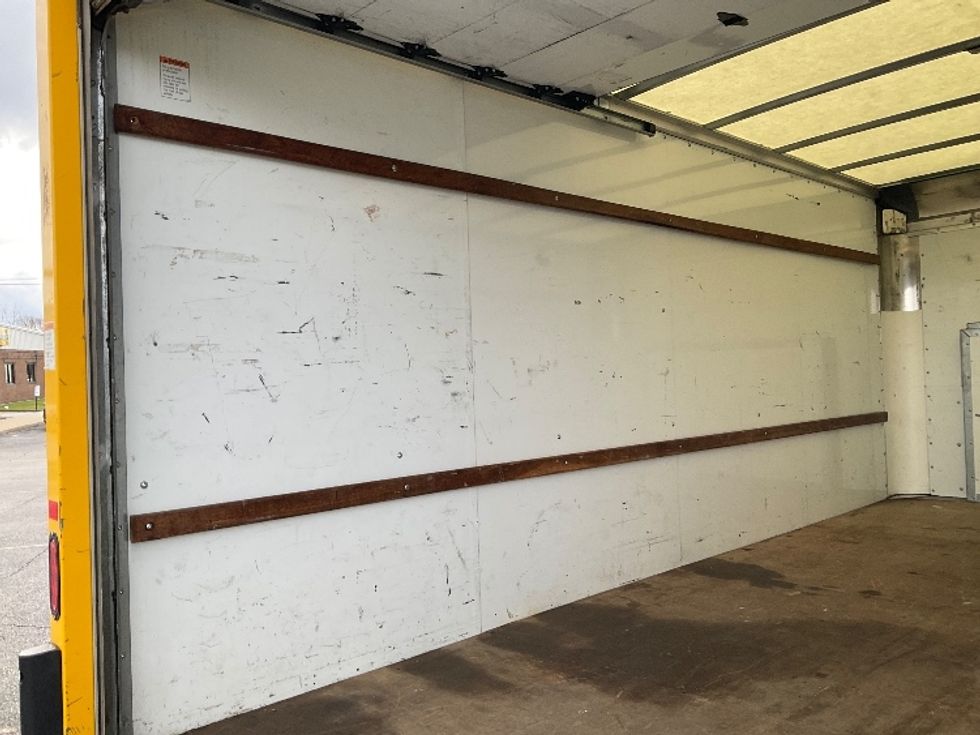 Light Duty Box Truck-Light and Medium Duty Trucks-Ford-2022-E350-Rochester-NY-75,884\n\t\tmiles-$ 30,250 - Image 11