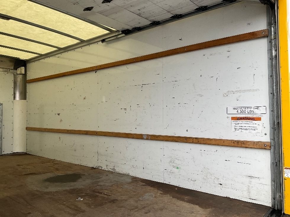 Light Duty Box Truck-Light and Medium Duty Trucks-Ford-2022-E350-Rochester-NY-75,884\n\t\tmiles-$ 30,250 - Image 12