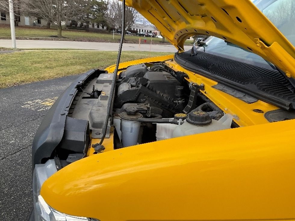 Light Duty Box Truck-Light and Medium Duty Trucks-Ford-2022-E350-Rochester-NY-75,884\n\t\tmiles-$ 30,250 - Image 24