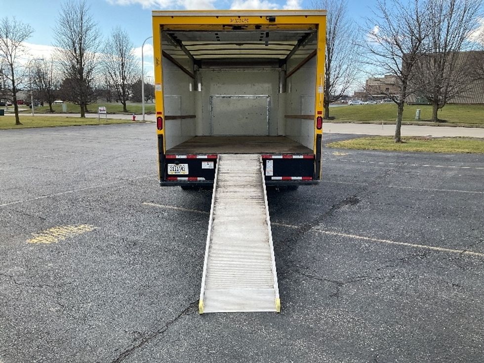 Light Duty Box Truck-Light and Medium Duty Trucks-Ford-2022-E350-Rochester-NY-75,884\n\t\tmiles-$ 30,250 - Image 9