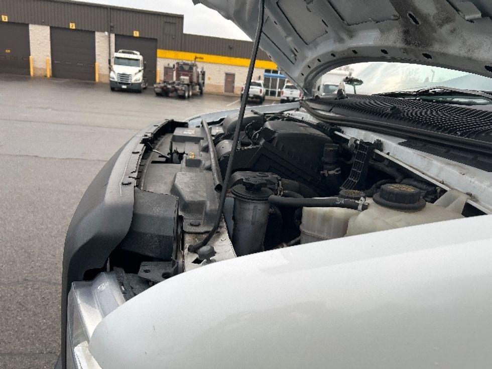 Light Duty Box Truck-Light and Medium Duty Trucks-Ford-2022-E350-Rochester-NY-96,193\n\t\tmiles-$ 29,500 - Image 24